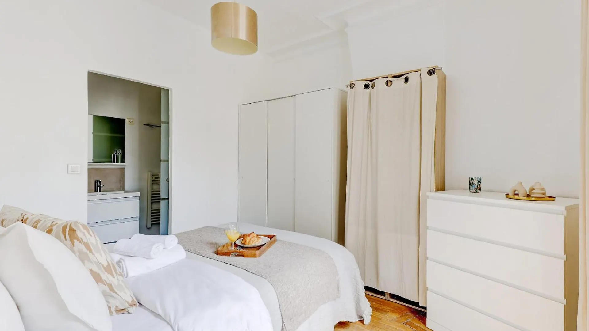 Apartamento Stylish 1Br Steps From Le Marais & Montorgueil París