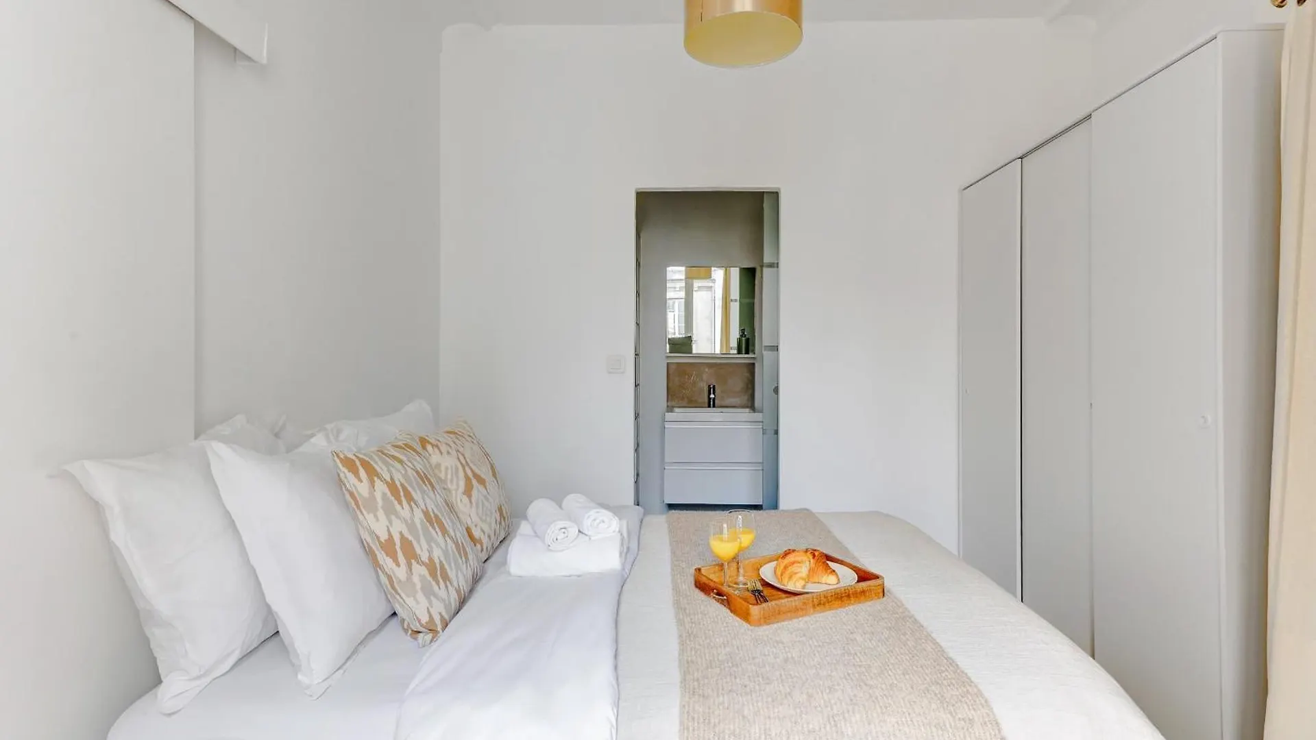 Apartamento Stylish 1Br Steps From Le Marais & Montorgueil París