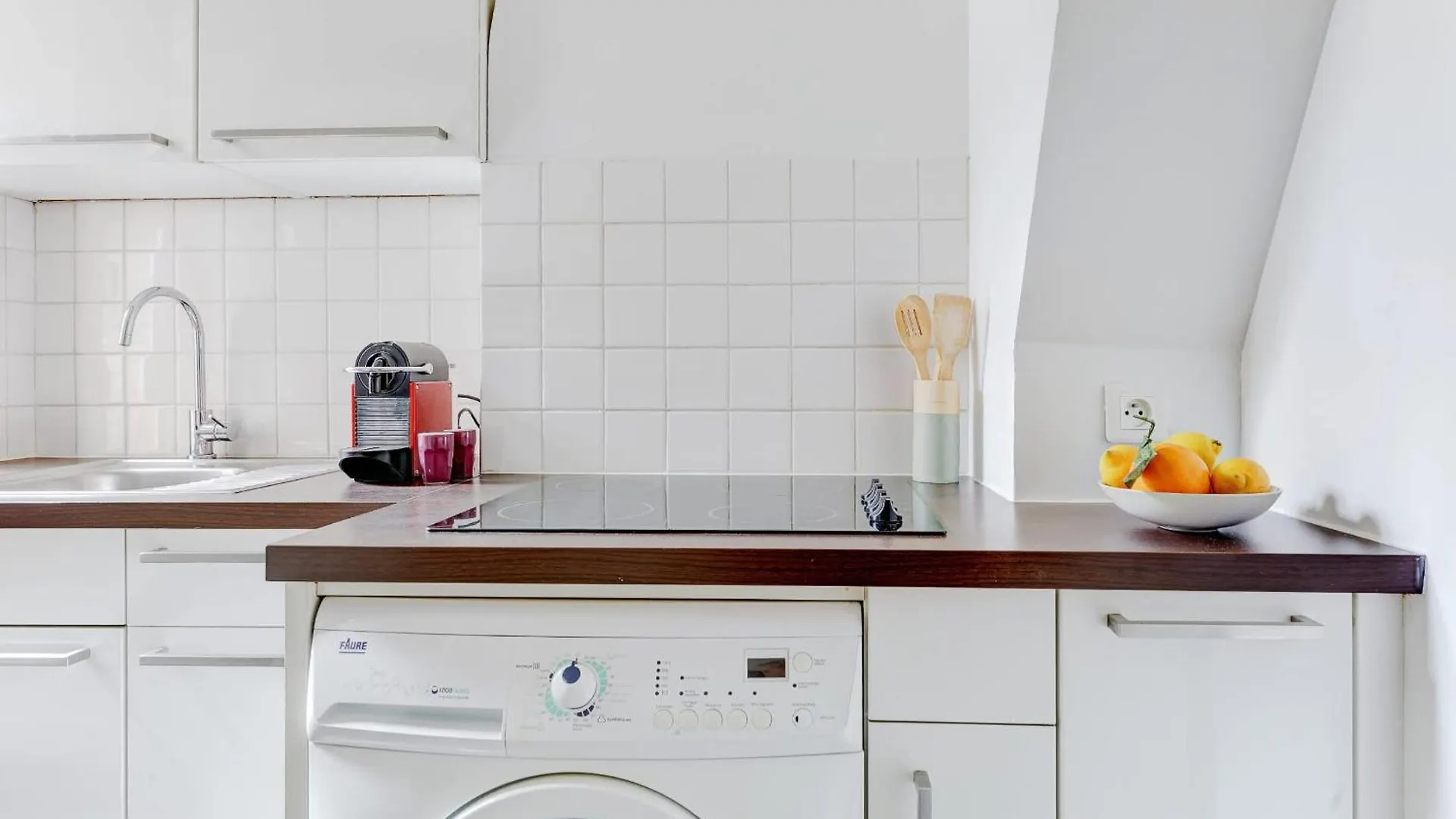 Apartamento Stylish 1Br Steps From Le Marais & Montorgueil París